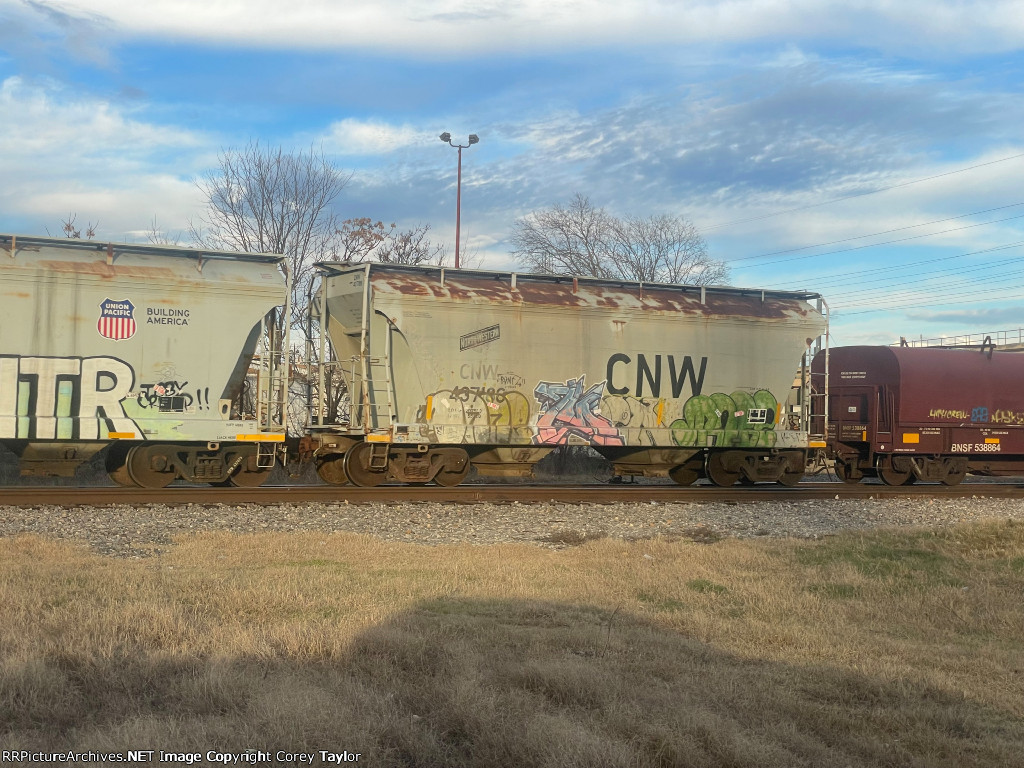 CNW 437186